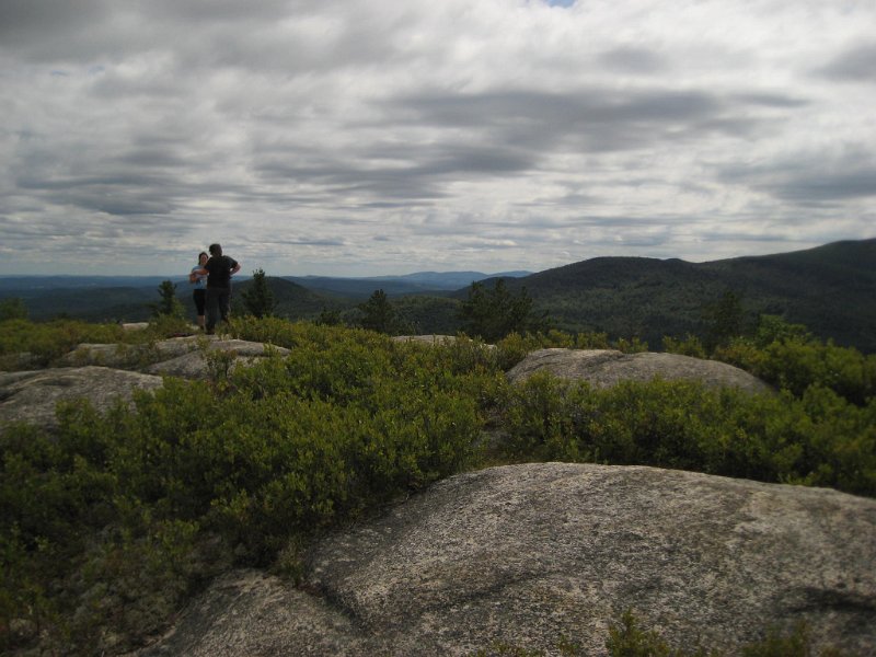 MtBayle (25).JPG - The summit and view Southeast.
